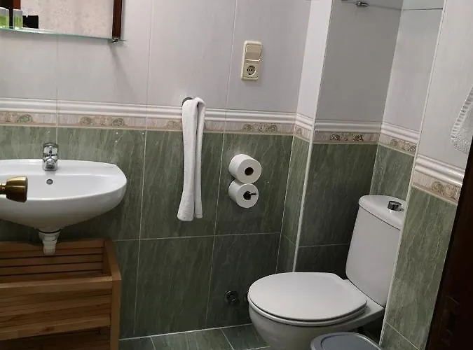 Guest house Carbonara 2*